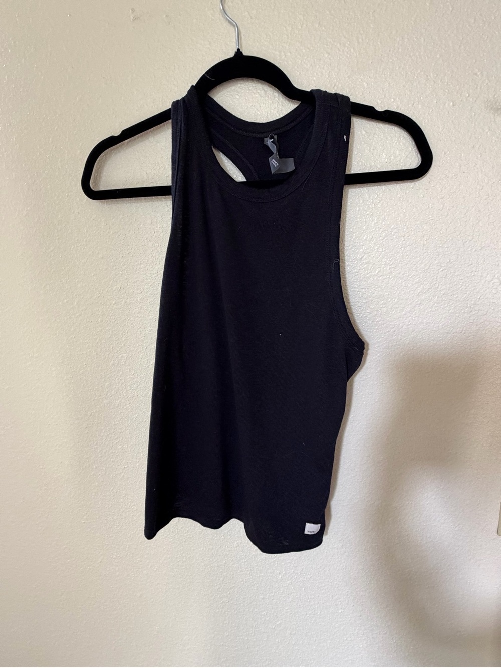 Vuori Black Women's Racerback Tank Top Size Medium